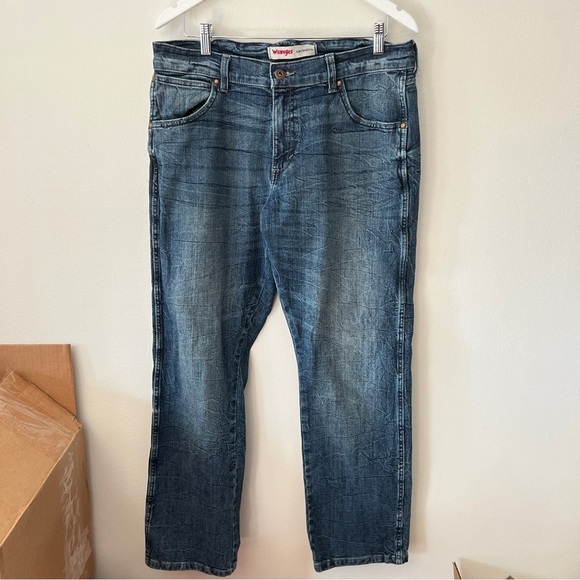 Wrangler Slim Straight/88 dark blue wash workwear style men’s jeans size 33/30 - Picture 1 of 13